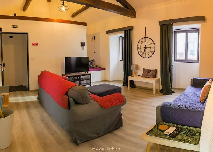 Διαμέρισμα Character 2br Upper Retreat With Bbq Terrace Parking Πόντα Ντελγκάντα