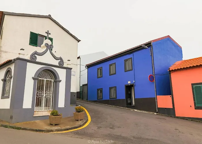 Διαμέρισμα Character 2br Upper Retreat With Bbq Terrace Parking *