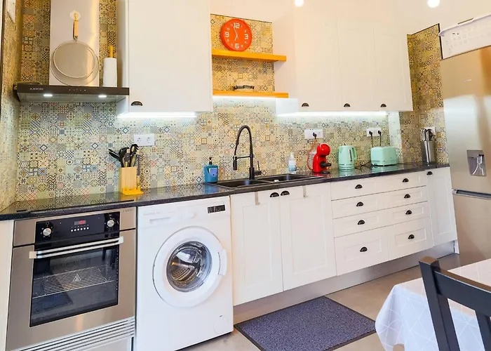 アパート Character 2br Upper Retreat With Bbq Terrace Parking